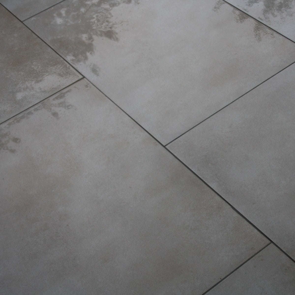 Manchester Sky - 900x600mm Outdoor Porcelain Paving Tiles