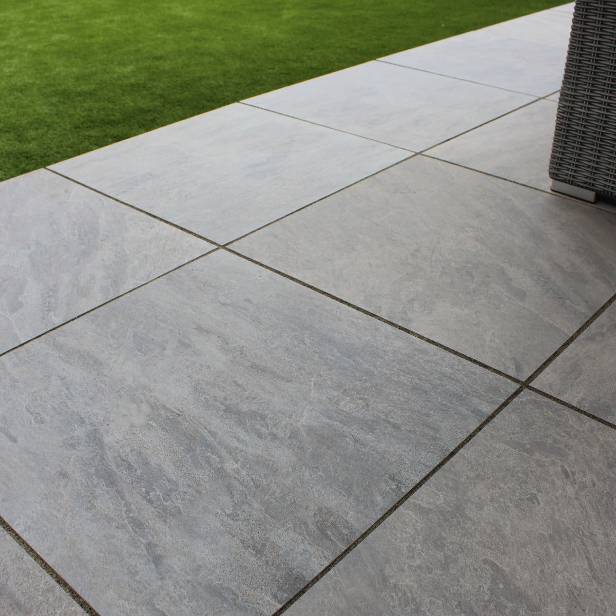 Pewter - 600x600mm Outdoor Porcelain Paving Tiles